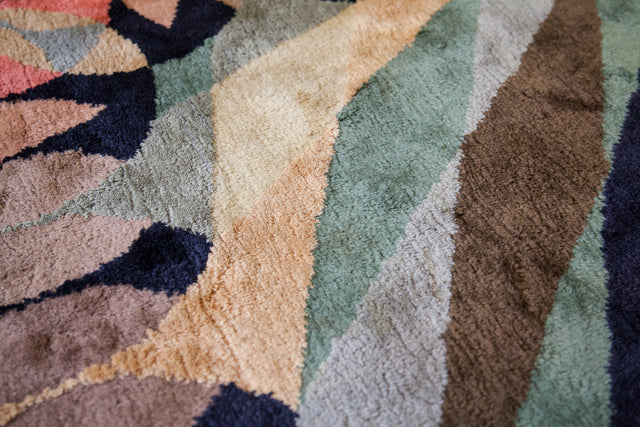 Geometric woollen rug, circa 1980