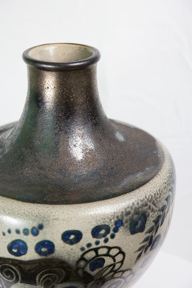 'Hunting deers' vase, circa 1935