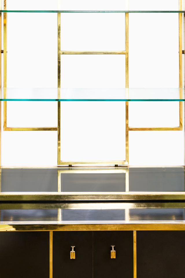 Pair of display bookcases with cupboards, circa 1970s