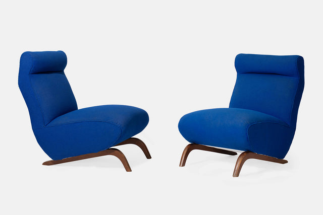 Pair of low-slung lounge chairs, circa 1950s