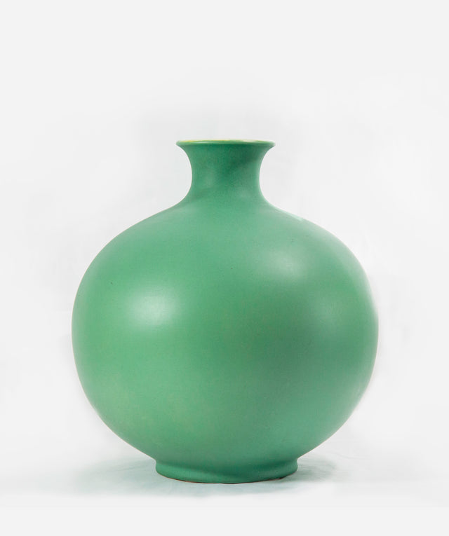 Round ceramic vase, circa 1930
