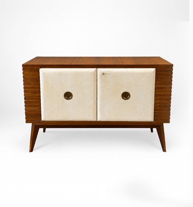 Osvaldo Borsani, Sideboard in beech wood with two parchment-lined doors, 1939.