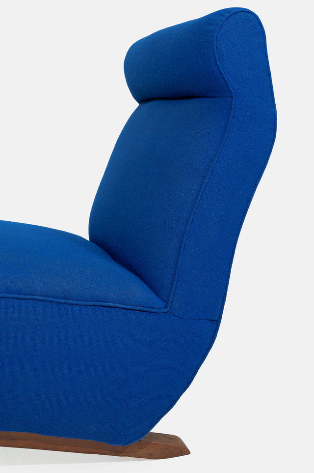 Pair of low-slung lounge chairs, circa 1950s